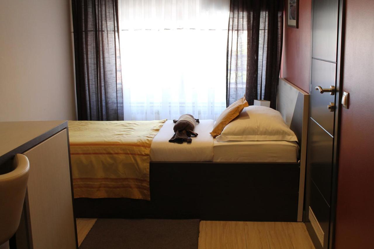 Motel Korzo Bihac Exterior photo